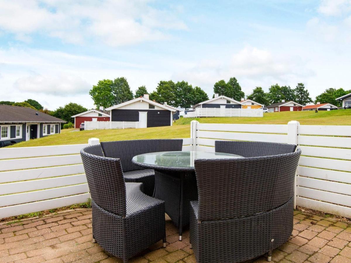 6 Person Holiday Home In Aabenraa Exteriör bild