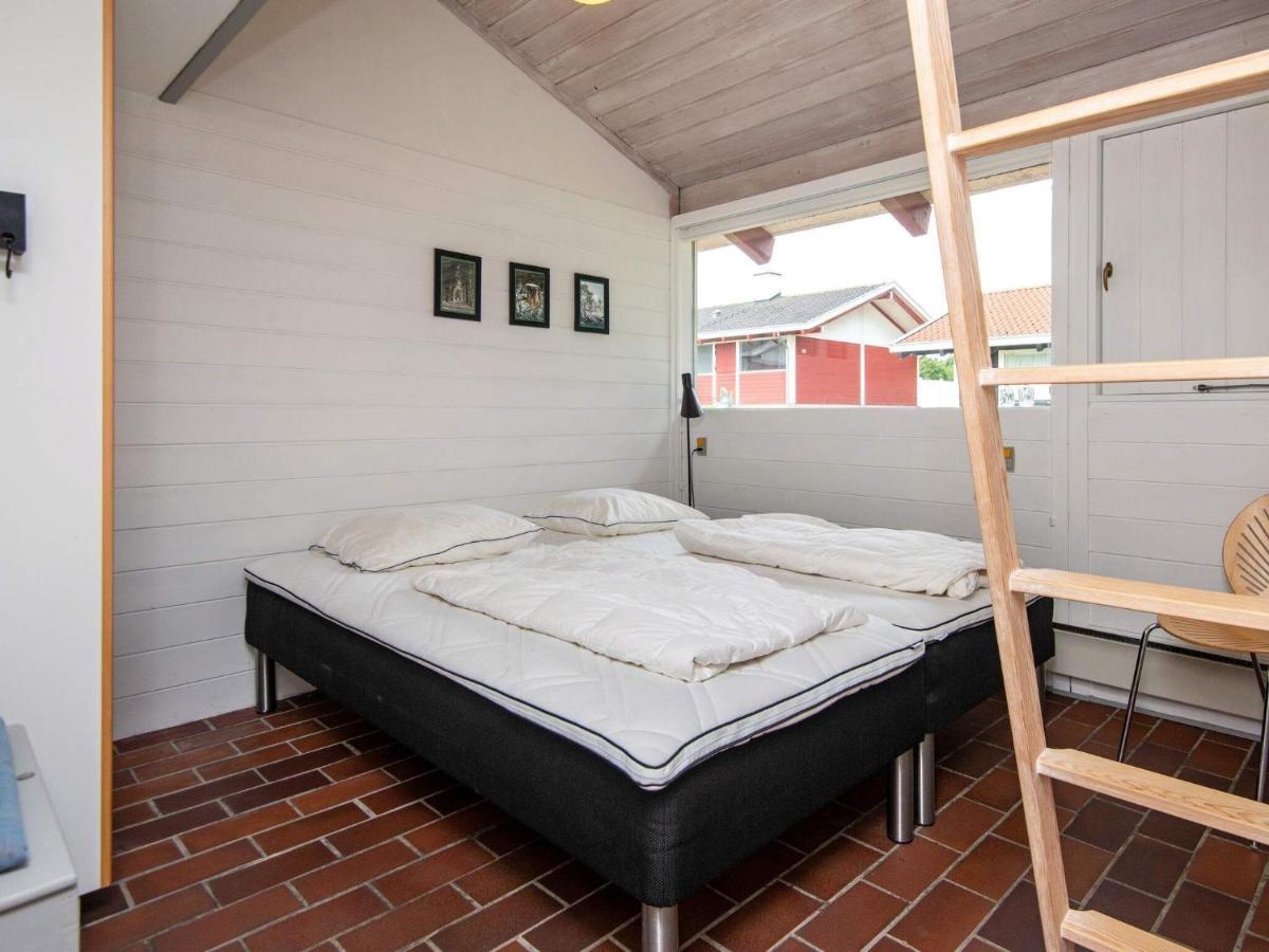 6 Person Holiday Home In Aabenraa Exteriör bild