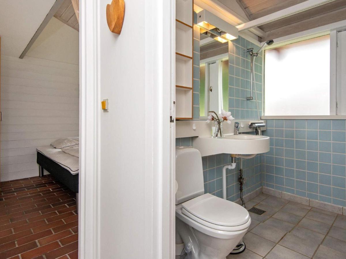6 Person Holiday Home In Aabenraa Exteriör bild